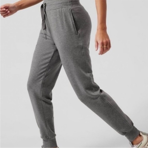 Athleta Women's Gray Balance Jogger Pants Small - Picture 2 of 8